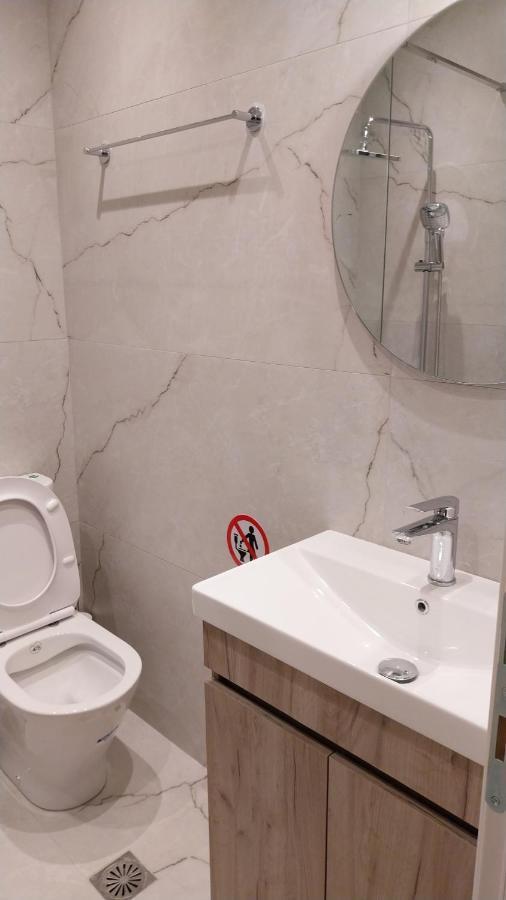 Uni Island - City Heart Suites Iraklion Buitenkant foto