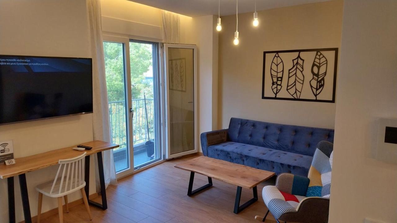 Uni Island - City Heart Suites Iraklion Buitenkant foto
